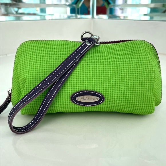 fabrienne Handbags - NWOT Fabrienne Wristlet Clutch